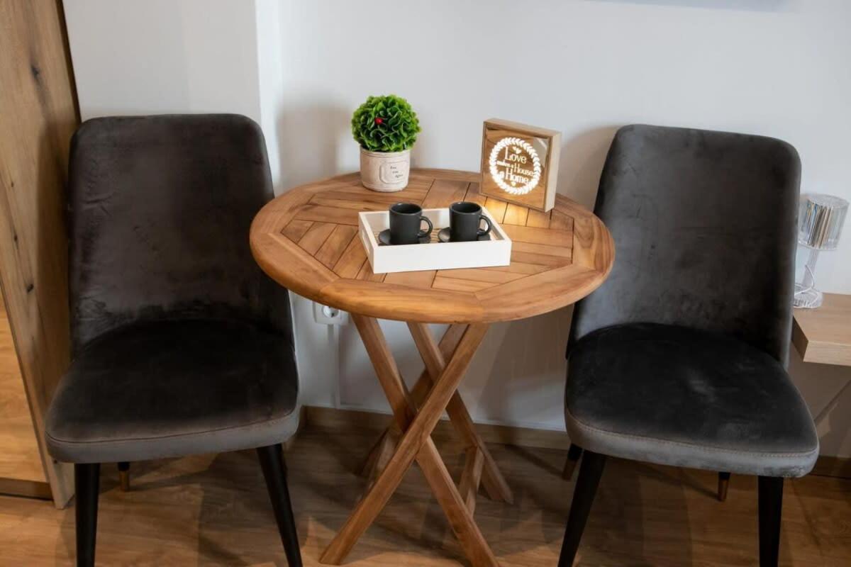 Cozy Modern Studio In Thessaloniki Daire Dış mekan fotoğraf